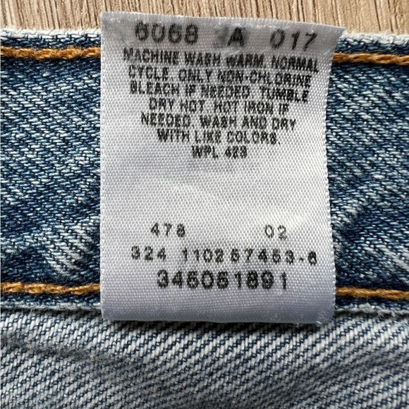 Levi’s 505 cut off jean shorts size 30 - Picture 11 of 12